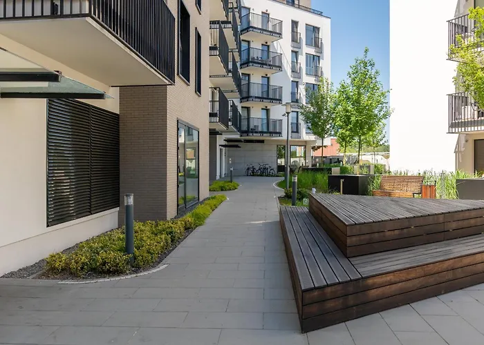 Stylish & Comfy Garbary With Parking By Renters Daire Poznan