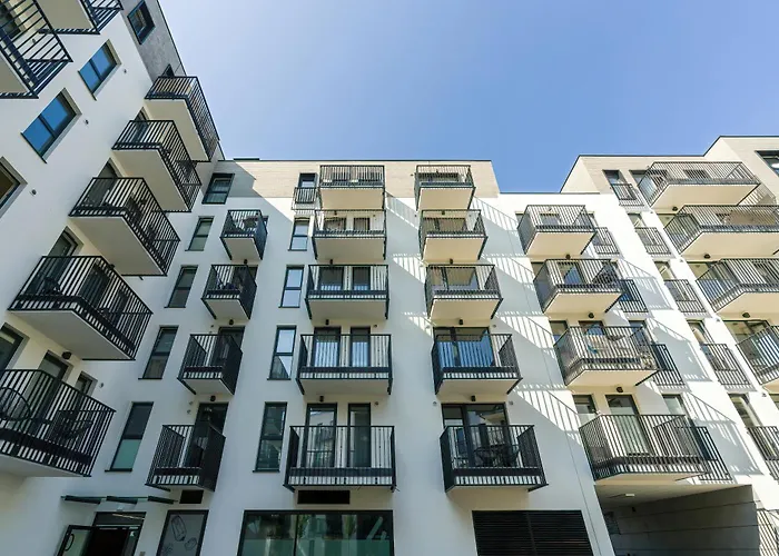 Daire Stylish & Comfy Garbary With Parking By Renters Poznan