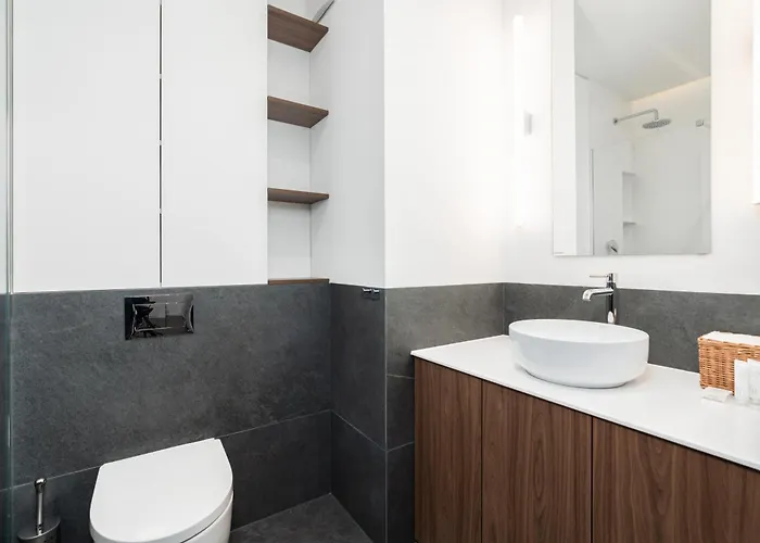 Stylish & Comfy Garbary With Parking By Renters Lägenhet *