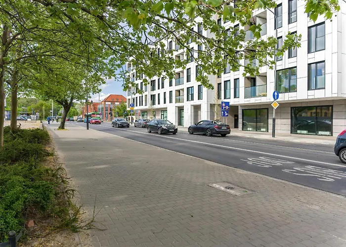 Lägenhet Stylish & Comfy Garbary With Parking By Renters *